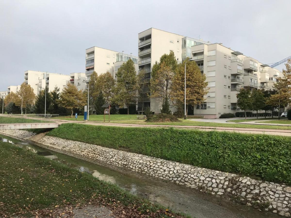 Boogie Apartment Zagreb Eksteriør bilde